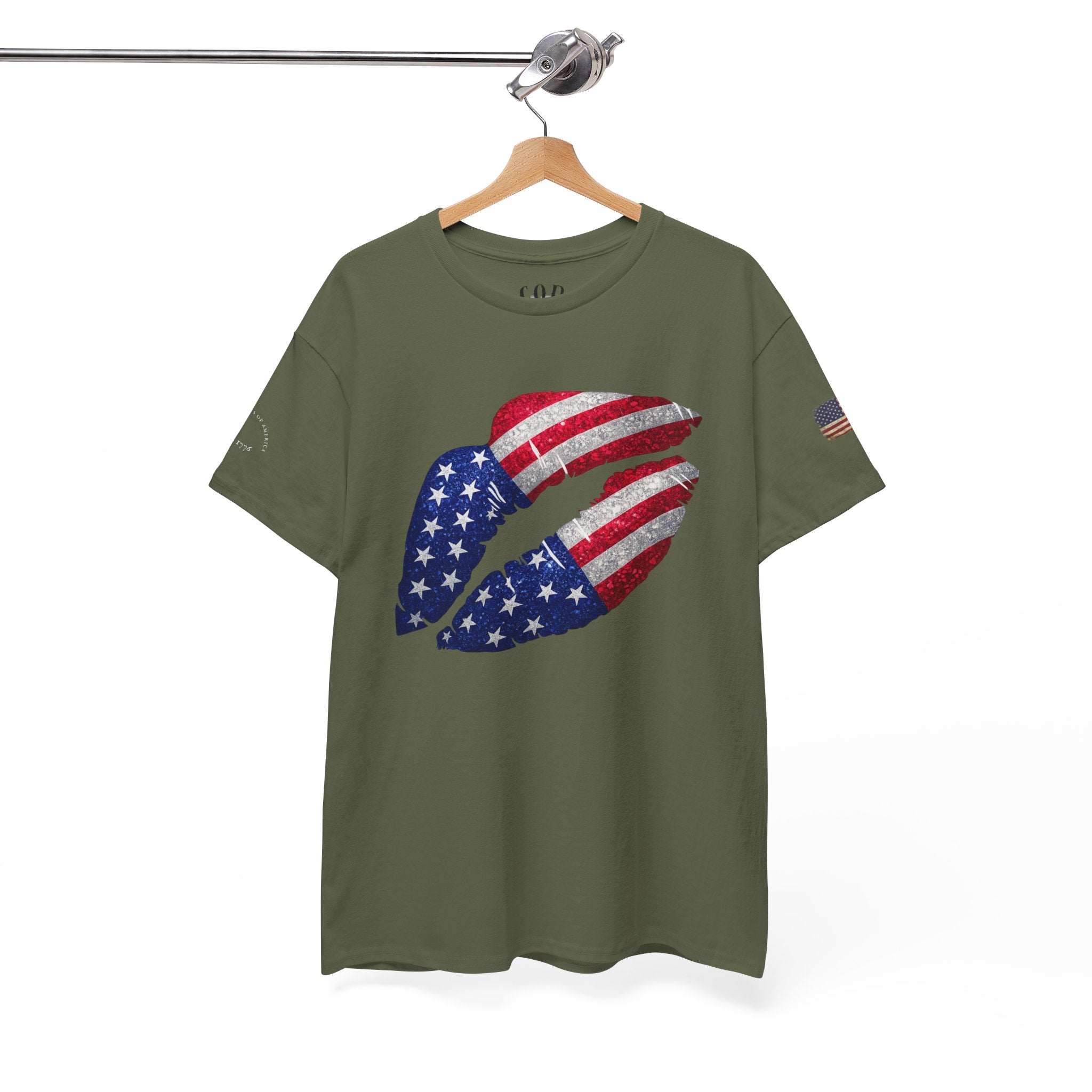 American Flag Kiss T‑Shirt – Patriotic USA Lip Print Tee for 4th of July